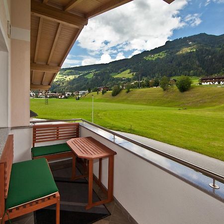 Apartment Oberbichl Ramsau im Zillertal Exterior foto